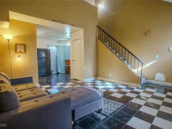 5156 Gray Ln #F, Las Vegas, NV 89119