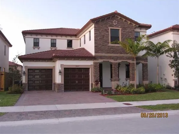 9937 NW 87th Ter, Doral, FL 33178