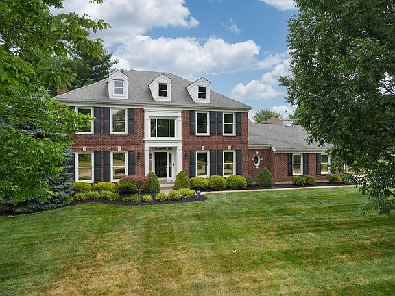 2nd image of 8114 Woodcreek Dr