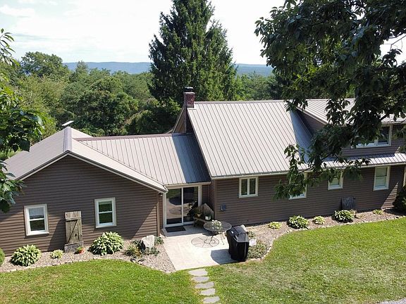 2nd image of 830 Clark Hill Rd