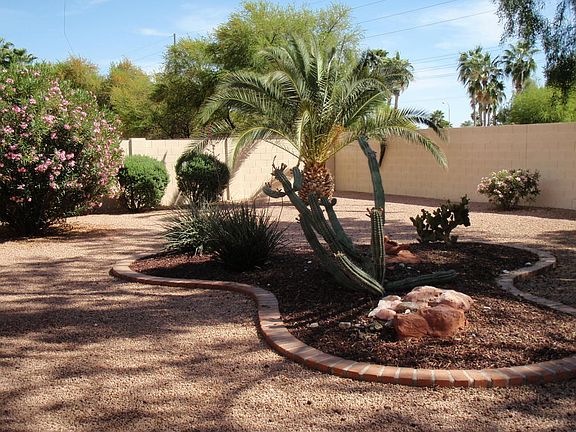 4th image of 9013 E Stoney Vista Dr