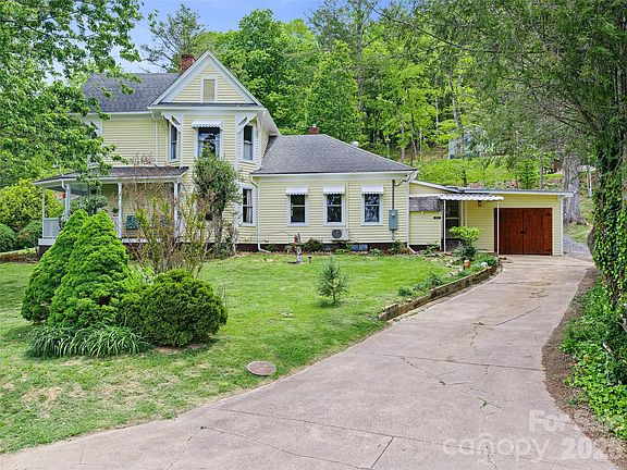 2nd image of 309 Hillside Dr