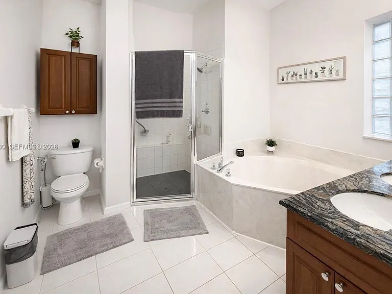 10390 Utopia Cir E — Photo 10