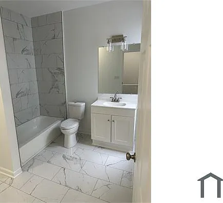 1020 N 43rd St #2 — Photo 8