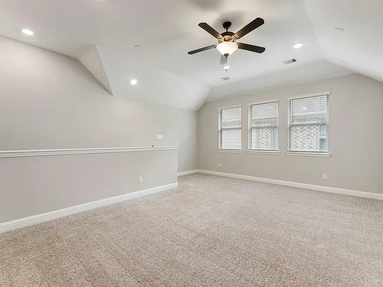 4309 Victoria Pine Dr — Photo 31