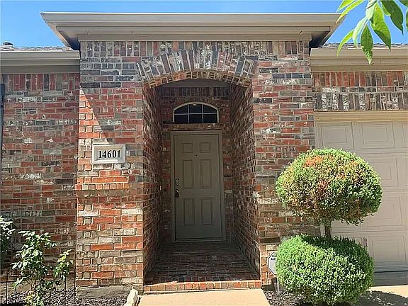 2nd image of 14601 Eaglemont Dr