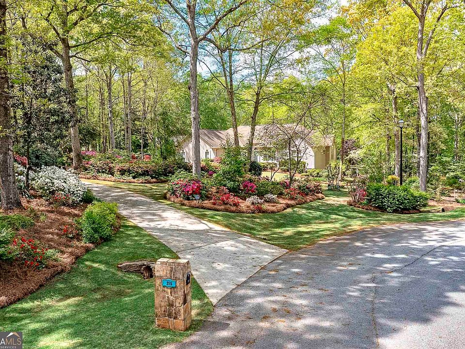 1st image of 215 Oakwood Lakes Dr