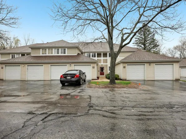 783 West Puetz ROAD, Oak Creek, WI 53154