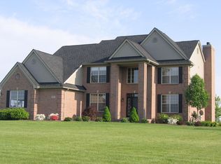 573 Darwin Ct, Saline, MI