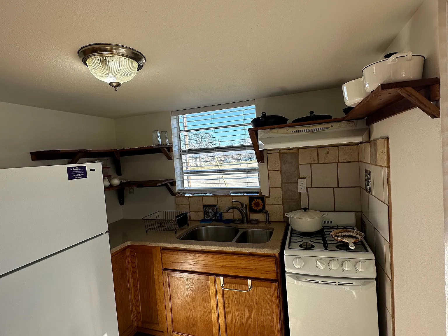 Studio, 450 sqft, $975 — Photo 4