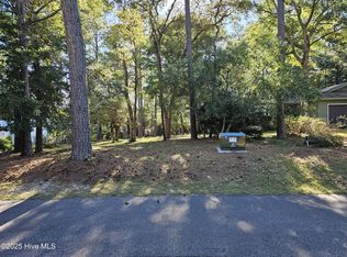 3239 Marsh View Dr SW, Supply, NC 28462
