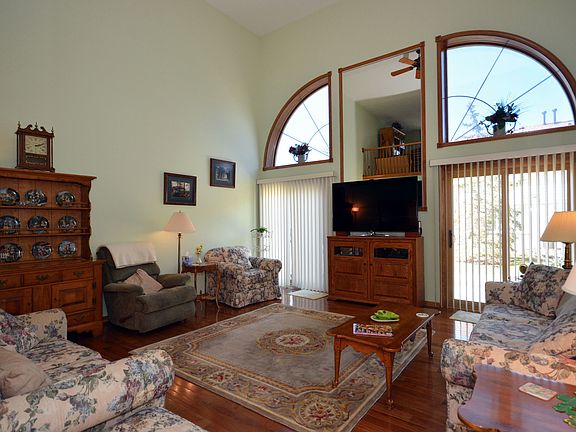 2nd image of 8665 Ballycastle Ln