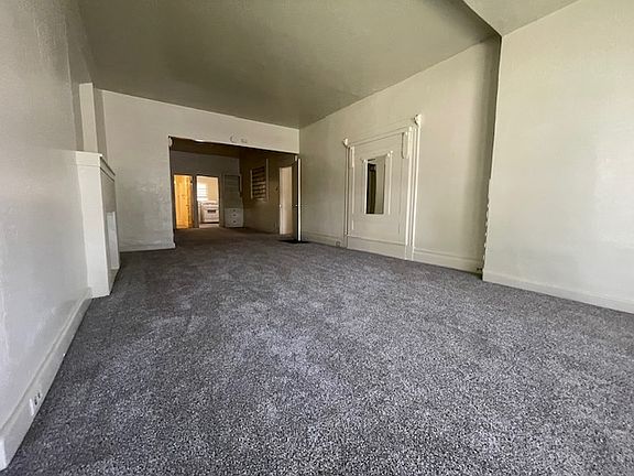 5th image of 910 N Park Ave #1