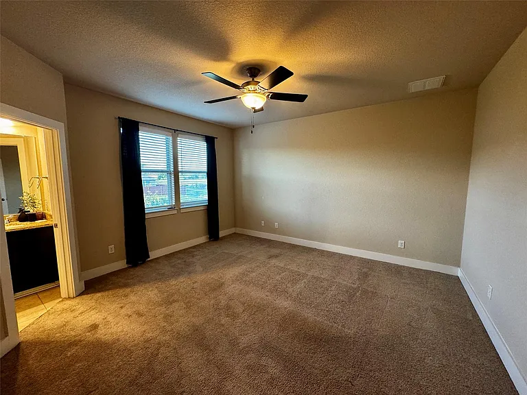 315 Madison Oaks Ave — Photo 13