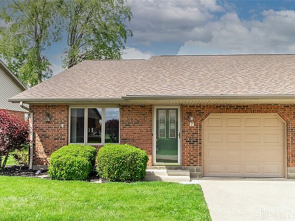 4th image of 140 Dwyer Ave #D2
