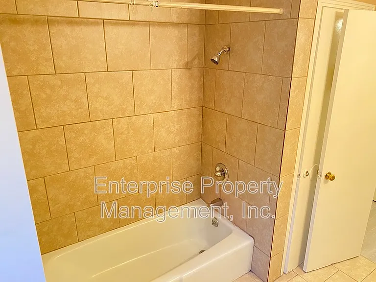 1982 Goldbrier Ln — Photo 19
