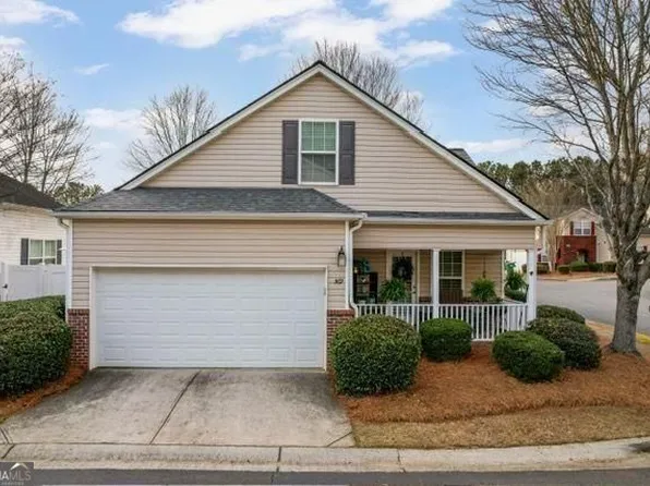 369 Hiawassee Dr, Woodstock, GA 30188