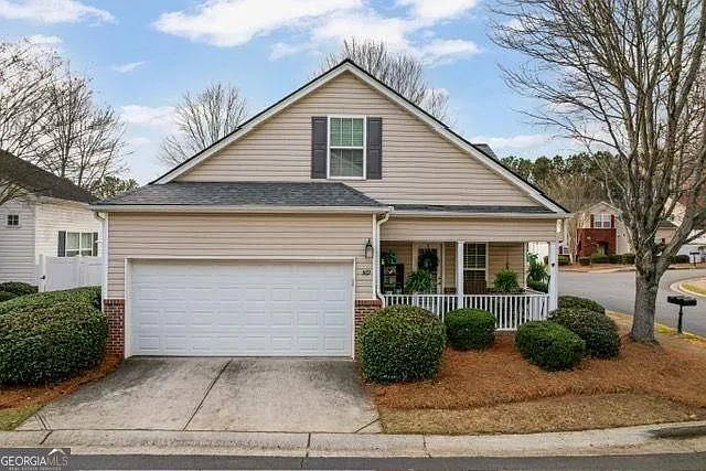 369 Hiawassee Dr photo 1