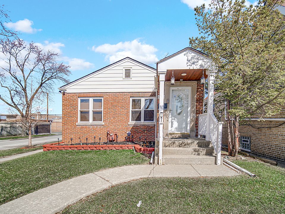 1st image of 6056 W Fletcher St