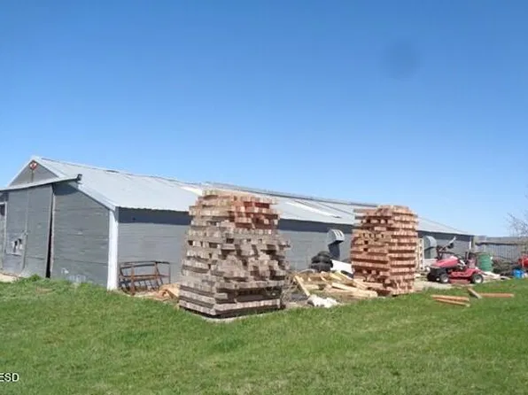 45923 159th St, Watertown, SD 57201