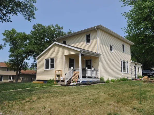 108 Center St, Manning, IA 51455