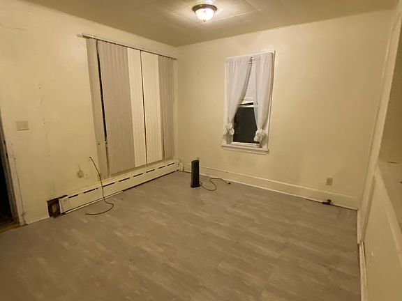2nd image of 4731 Tod Ave APT 1B