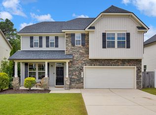 91 River Oak St, Spring Lake, NC 28390