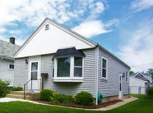 2236 S 56th St, West Allis, WI 53219