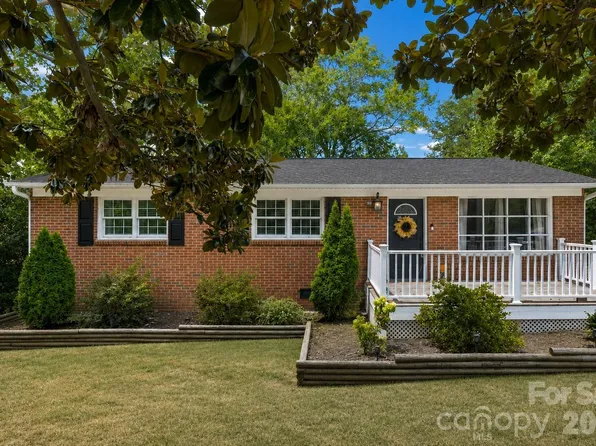1537 McGill St, Rock Hill, SC 29732