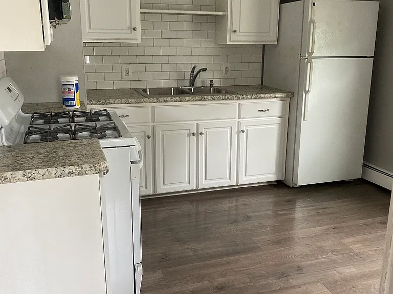 83 Kimberly Ave — Photo 9