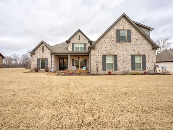 178 E Cherrybark Dr, Atoka, TN 38004