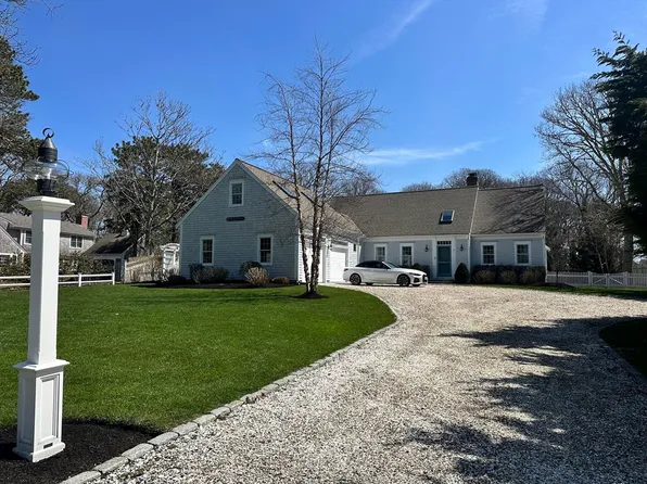8 Captains Walk, North Chatham, MA 02650