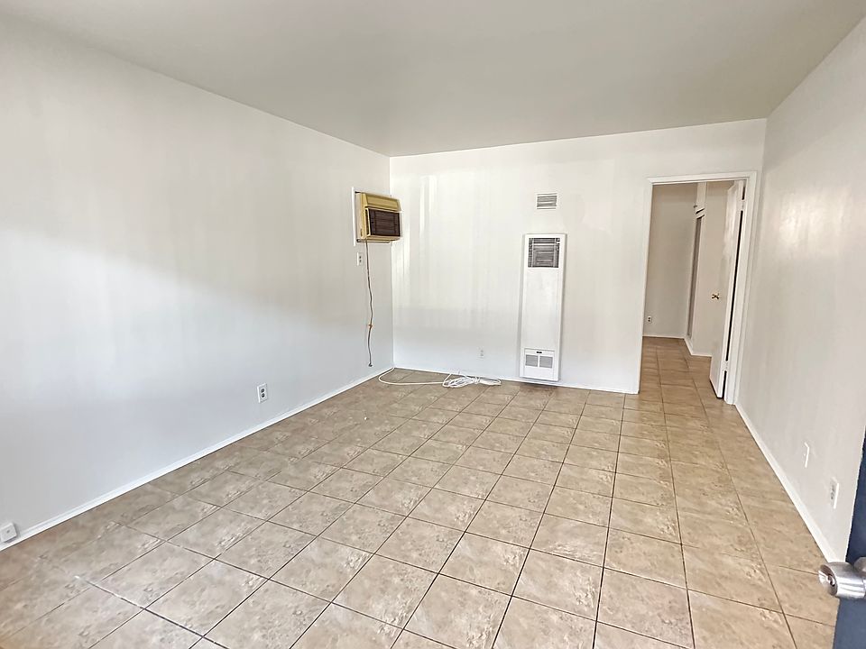 2nd image of 3713 Blanche St #8