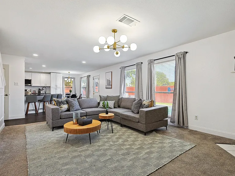 1000 Sagewood Ln — Photo 9