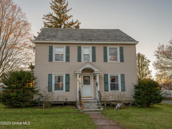 8 Maple Ave Avenue, South Glens Falls, NY 12803