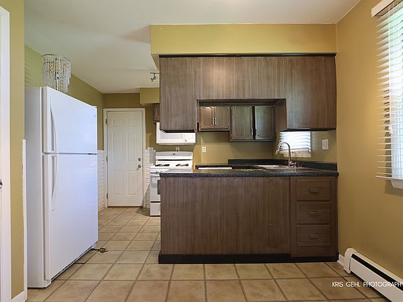 5th image of 10132 W Ford Ave
