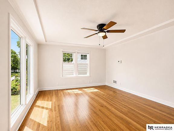 5th image of 4107 Corby St