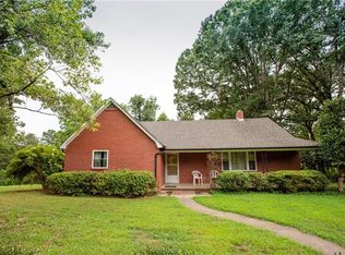 3480 Pax Hill Rd, Morganton, NC 28655