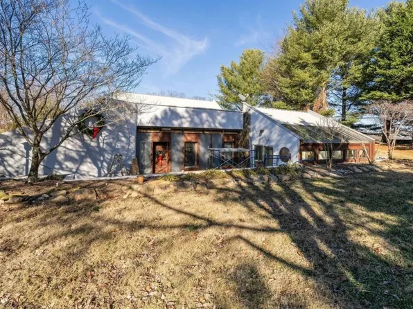 4367 Peace Dr, Morristown, TN 37814