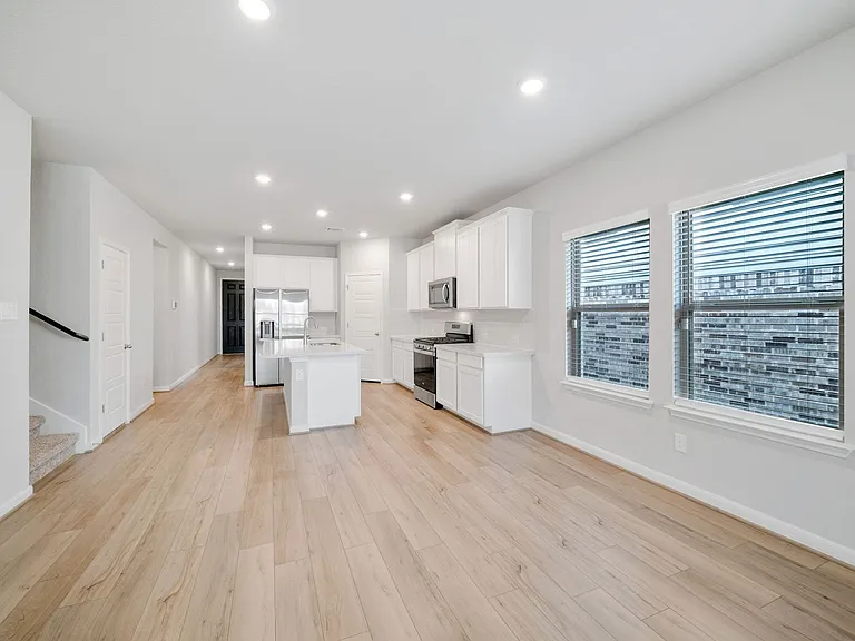 13131 Braxon Pass — Photo 5