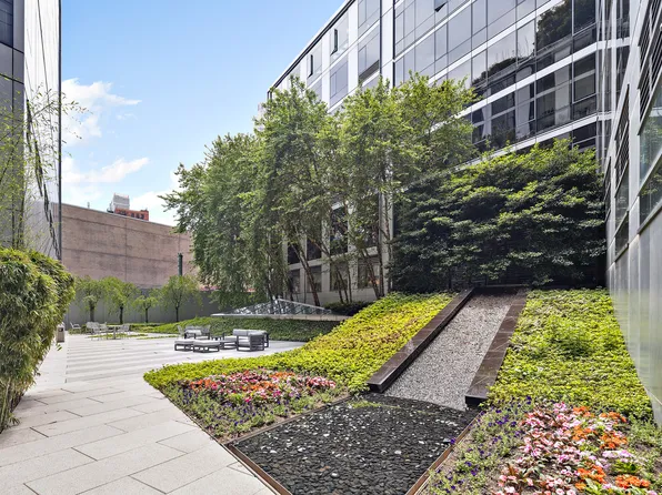 200 Chambers Street PHA image 21 of 22