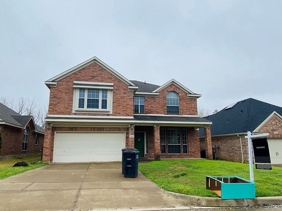 1st image of 4909 Summer Oaks Ln
