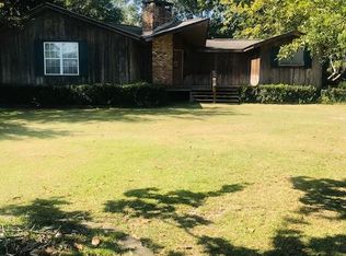 208 Ridgeview Dr, Carriere, MS 39426