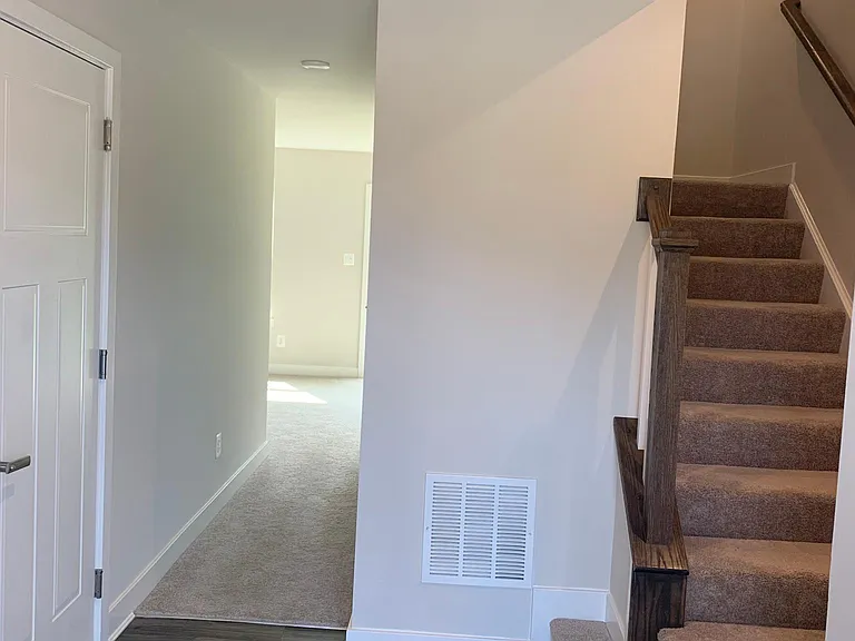 1909 Spearfish Ct — Photo 18