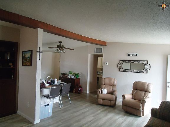 5th image of 1123 W Princess Jeanne Dr