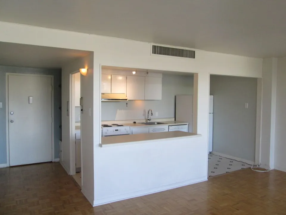 1331 Park Ave SW #212