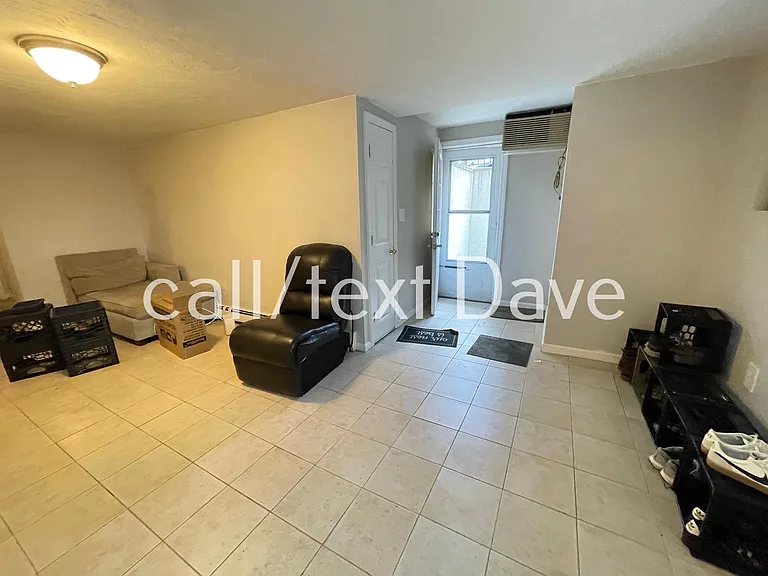 21 Linden St #1 — Photo 7