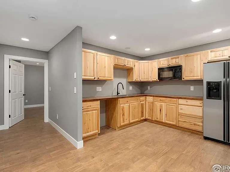 500 Mail Creek Ct — Photo 4