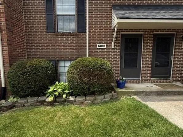 1380 Hartland Woods Way, Lexington, KY 40515