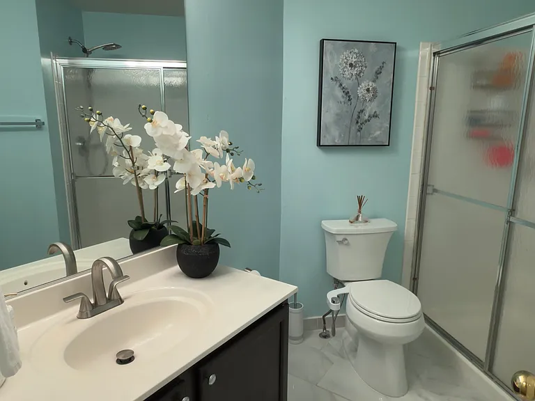 20445 Chesapeake Sq #303 — Photo 6